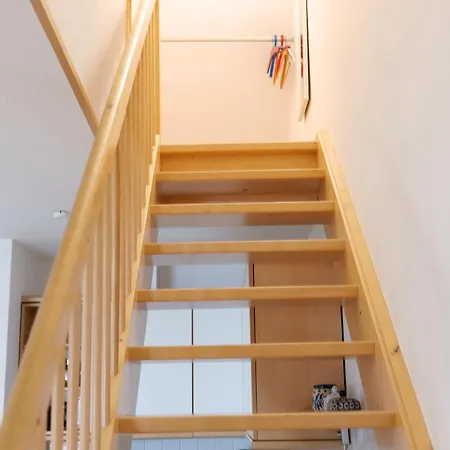 아파트 Wald Und *